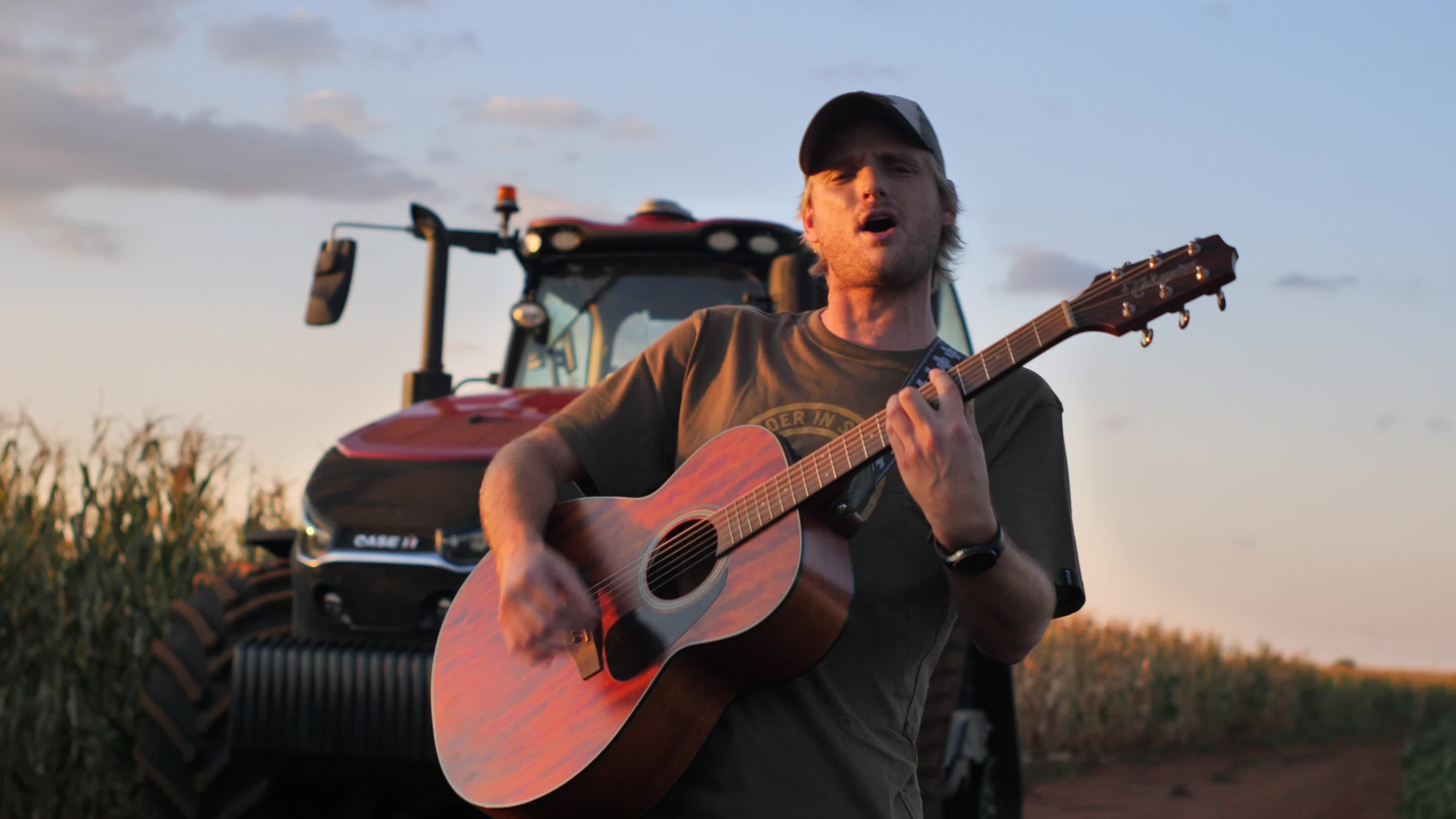 Armand Hofmeyr - Case Trekker